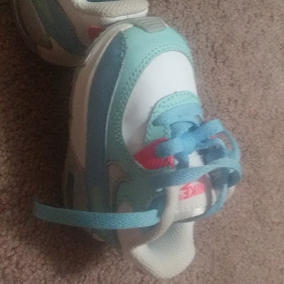 Nike Air Max 90 baby girl size 3 - Picture 2 of 5
